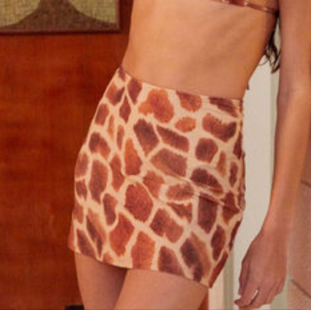 FIRM PRICE--NWT WEWOREWHAT Animal Print Tube Mini Skirt
